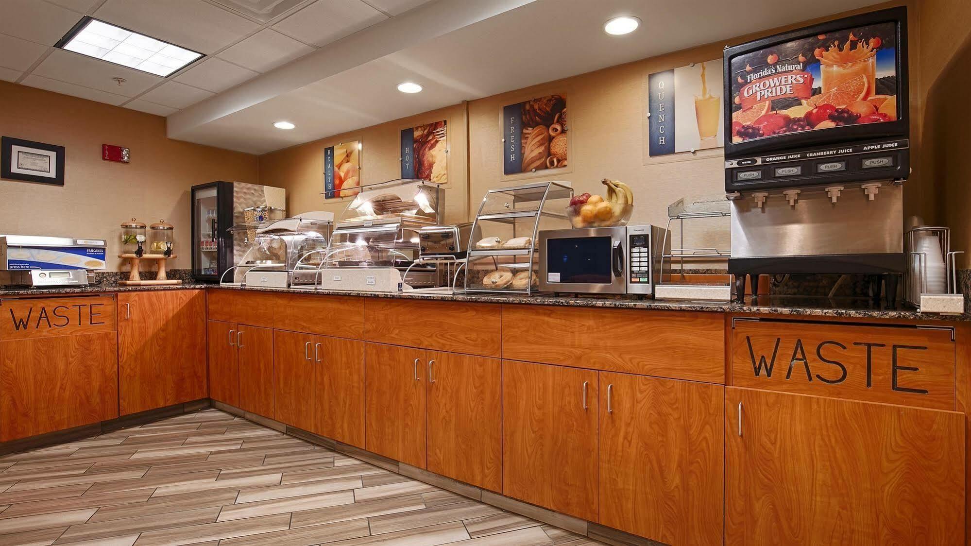 Best Western Plus Peoria Extérieur photo
